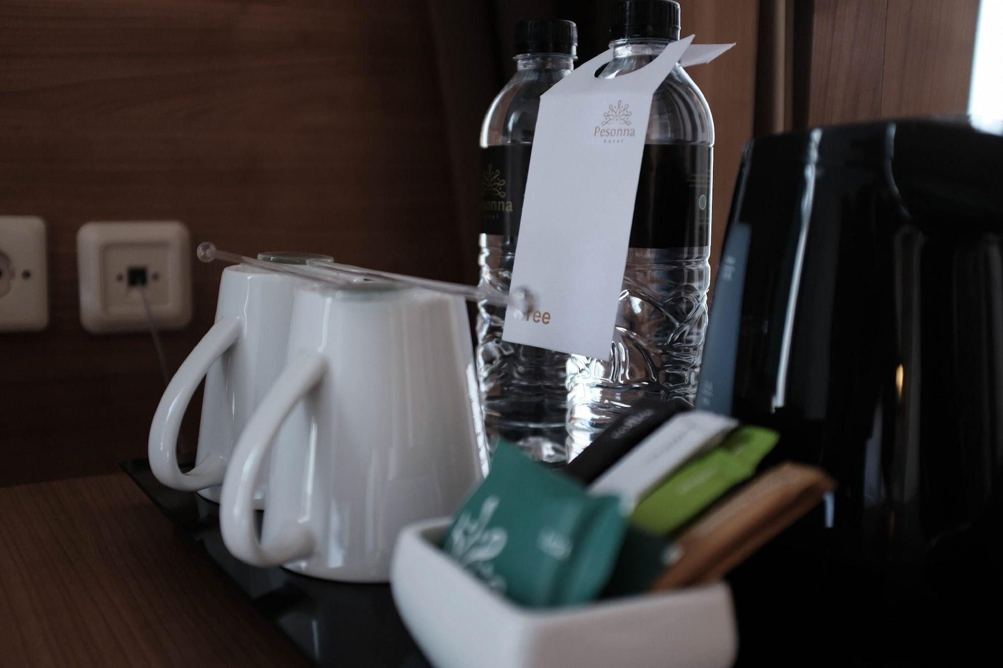 Khas Tugu Hotel Γιογκιακάρτα Εξωτερικό φωτογραφία