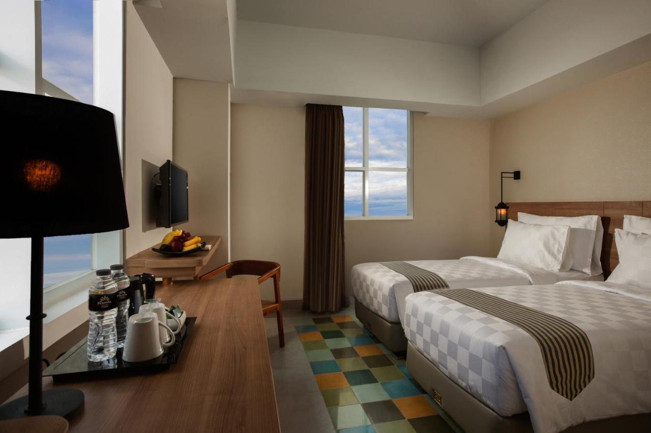 Khas Tugu Hotel Γιογκιακάρτα Εξωτερικό φωτογραφία