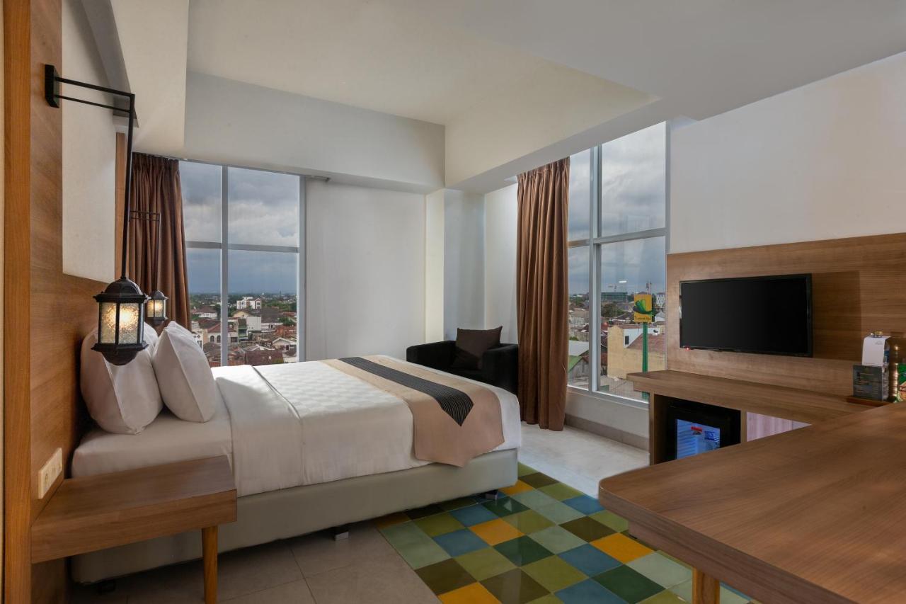 Khas Tugu Hotel Γιογκιακάρτα Εξωτερικό φωτογραφία